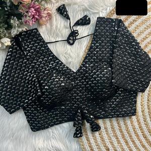 Très belle blouse brodée de soirée de créateur pour femmes indiennes blouse readymade cousue à bas prix en gros - Product Image 1