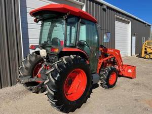 Tractor de Ruedas MX6000HSTC 2020 - Tracción en las 4 Ruedas, Transmisión por Engranajes, Motor de 60.3 HP, Bomba y Cojinete, Potencia, Comodidad y Versatilidad - Product Image 3