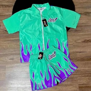 ชุดกางเกงขาสั้นมีฮู้ดแบบซิปคู่สำหรับผู้ชายชุดวอร์มผ้าไนลอนชุดสั้นเสื้อกันลมปักตามต้องการ - Product Image 6