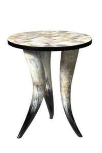 Table basse en fusion de bois et de corne exotique avec motif décoratif audacieux pour les espaces de vie Table basse en corne faite à la main - Product Image 2