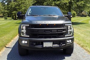 ข้อเสนอที่ดีที่สุด ปี 2019 F250 SUPER DUTY LARIAT 4X4 POWER STROKE TURBO DIESEL V8 สภาพสมบูรณ์ ใช้งานได้ดีเยี่ยม สะอาด ดีเยี่ยม เหมาะสำหรับการส่งออก - Product Image 3