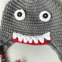 Gorro de Ganchillo Hecho a Mano para Otoño/Invierno, Cálido, con Diseño de Tiburón, Gorro de Punto de Algodón para Bebé con Cola de Caballo, Personalizado, Venta al Por Mayor, Patrón de Dibujos Animados