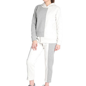 Costume de jogging élégant deux pièces pour femmes fabricant de survêtements rose ensembles de vêtements pour femmes service OEM survêtement personnalisé - Product Image 2