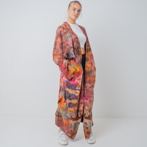 Robe de soirée moderne chaude détendue col en V profond faite à la main Tie Dye Trendy Summer Resort Wear Robe de soirée Boho Beach Kaftan Kimono Robe - Product Image 2