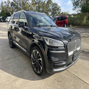 Lincoln Aviator 2023 en parfait état - Product Image 1