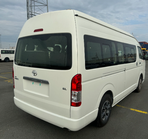 Toyota Hiace GL 2024 Usada, Techo Alto, 2.5L Turbo Diésel, Transmisión Manual, 15 Asientos - Product Image 5