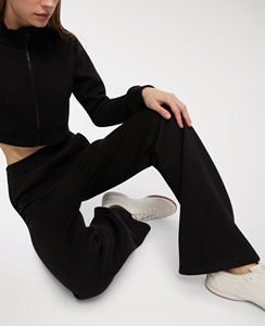 Hot Selling 100% Cotton Crop top <b>Zip</b> <b>up</b> Sweatsuit Set Loose Fit Stand <b>Up</b> Collar Lightweight Crop <b>hoodie</b> & Flare Jogger For women - Product Image 2