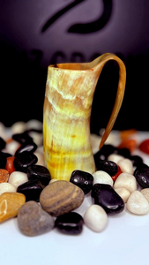 Tasse à Corne à Boire Tankard Tasse à Corne à Vin Daizcrochet Original par l'artisanat du croissant - Product Image 2