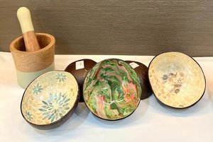 Venta al por mayor Premium Coconut Bowl and Spoon Set Smoothie Buddha Salad Serving Breakfast Party Wooden Coconut Shell - Product Image 6