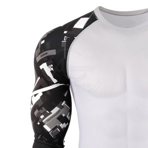 Wholesale Customized Logo <b>Men</b> <b>Compression</b> <b>Shirt</b> Short Sleeves Gym Wear <b>Compression</b> <b>Shirts</b> <b>For</b> <b>Men</b> - Product Image 3