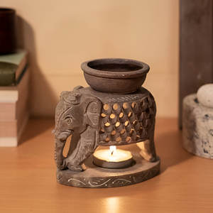 เตาน้ำมันหอมระเหยกลิ่นน้ำมันหอมระเหยสไตล์อินเดียแกะสลักจากไม้จันทน์งานทำด้วยมือดีไซน์ใหม่ - Product Image 1