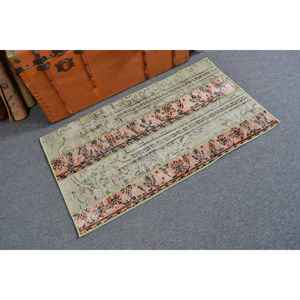 Alfombra Turca de 2.2x3.9 pies, Alfombra Pequeña Vintage, Alfombra con Estampado Animal Verde Marrón - Product Image 1