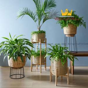 Venta al por mayor de soporte de plantas de ratán natural básico Vintage ecológico diseño minimalista decoración del hogar maceta hecha a mano Vietnam King Craft - Product Image 3