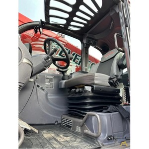 Manitou MHT 10230, chargeur télescopique à levage lourd avec composants essentiels pour les industries de la construction, à vendre ou à louer - Product Image 2