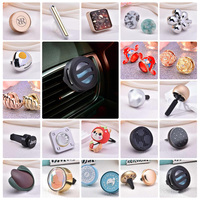 Diffuseur d'air pour voiture au design coloré, en gel, avec support en cuir, pour grille d'aération, en forme de canettes mignonnes, pour appareil photo, à suspendre, petit flacon, ballon de football