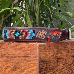 Colliers de chien perlés durables et robustes en cuir taillé à la main avec boucle en métal à dégagement rapide Colliers de luxe rembourrés réglables pour animaux de compagnie - Product Image 1