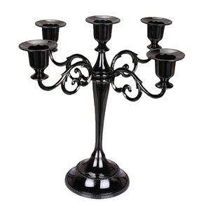 Chandelier à cinq bougies en aluminium au design moderne avec finition nickelée et base ronde pour la décoration de la maison - Product Image 3