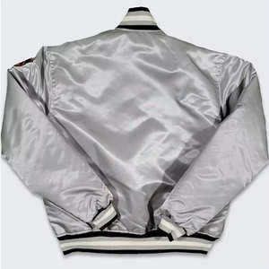 Chaqueta Universitaria para Hombre, Estilo Bomber Satinado, Nuevo Estilo, Chaqueta de Béisbol con Bordado de Seda Personalizado, Pakistán - Product Image 3