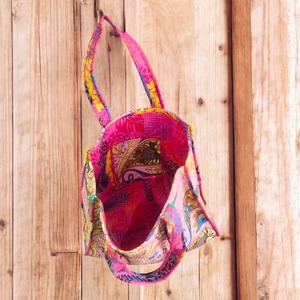 Le Souvenirs Vintage Lady Fashion Handmade <b>Quilted</b> for Lightweight <b>Tote</b> <b>Bag</b> Zipper Closure Canvas Lining Winter Summer Travel - Product Image 3