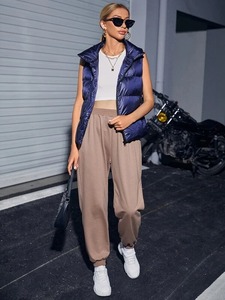 Chaqueta acolchada de invierno de último estilo de alta calidad para mujer, chaquetas acolchadas informales sin mangas al por mayor - Product Image 2