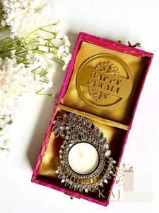 Caja de regalo Diwali corporativa para favores de Ganpati y Diyas Regalos Diwali a granel para oficina, eventos y favores de devolución - Product Image 6