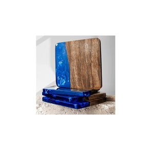 Dessous de verre de tasse d'eau en bois d'acacia et de résine de luxe pour la cuisine Dessous de verre en résine et en bois de haute qualité pour la maison à bas prix - Product Image 5