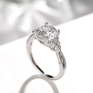 แหวนมอยส์ซาไนต์เจลิยา ดีไซน์ลายเถาวัลย์ทรงกลม เงินสเตอร์ลิง - Product Image 6