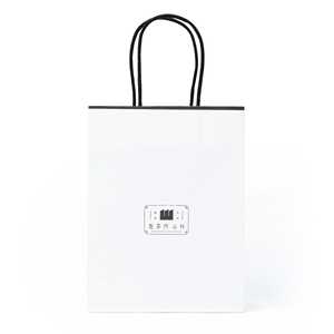 Bolsa de Papel Kraft Blanca y Marrón Clásica con Asa de Algodón para Recogida en Tienda, Exposiciones y Empaque de Pasteles - Product Image 1