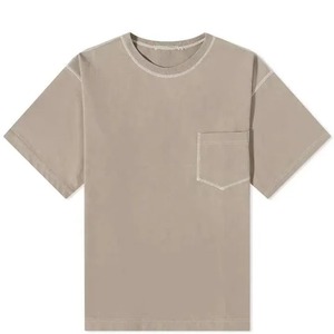 T-shirt personnalisé pour homme, grande taille, 100% coton, col oversize, manches courtes, couleur noire, surpiqûres contrastées, avec poche, écologique - Product Image 3