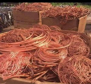 Fil de cuivre pur de haute qualité, déchets de fil de cuivre 99,9 % / déchets de cuivre millberry 99,99 % à vendre - Product Image 1