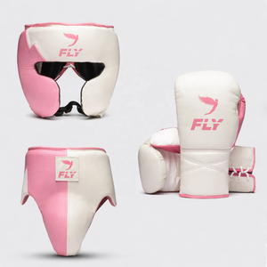 Set de Boxeo Profesional Personalizado en Rojo/Blanco, con Logotipo Personalizado, Guantes de Entrenamiento para Gimnasio, Protección para Cabeza e Ingle - Product Image 4