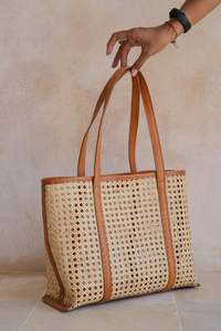 Rattan <b>Bags</b> Environmentally friendly Rattan Leather <b>Bags</b> <b>Summer</b> Beach <b>Bags</b> High Quality Natural Woven Baskets Made in Vietnam - Product Image 4