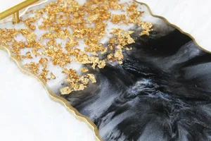 ถาดโต๊ะเครื่องแป้งเรซิ่นมันวาวดีไซน์เพรียวบางสำหรับขวดน้ำหอมแปรงและเทียนตกแต่งเรซิน - Product Image 5