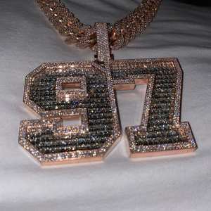 Colgante de diamante de moissanita de plata 925 de lujo con bolsa de dinero helado, joyería de fiesta de diseño de Hip Hop personalizable - Product Image 4