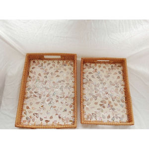 Bandeja Artesanal de Ratán con Detalles de Nácar para Regalo y Decoración, Origen Vietnam - Product Image 2