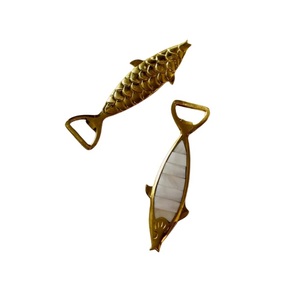 ที่เปิดขวดเบียร์ทองเหลืองพร้อมไม้ถูพื้นสำหรับเปิดขวดโลหะพร้อมขัดธรรมชาติของขวัญที่ยอดเยี่ยมสำหรับผู้ชายรูปทรงปลา - Product Image 2