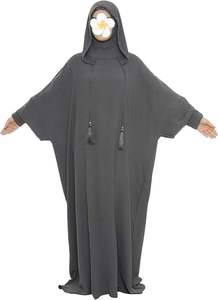 Abaya arabe en mousseline avec capuche assortie, élégante et légère, parfaite pour les superpositions ou les tenues de soirée - Product Image 4