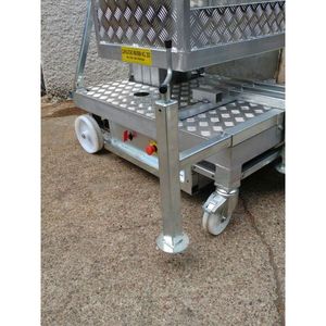Plateforme élévatrice électrique compacte E5m200 pour le levage de marchandises - Product Image 3