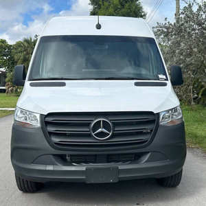 Mercedes-Benz Sprinter 2023 d'occasion en parfait état - Product Image 1