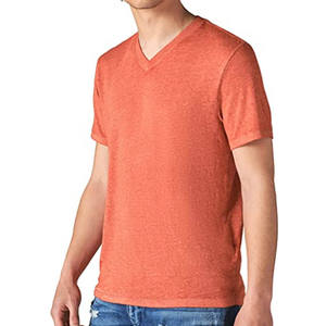 Camiseta de nuevo diseño Diseños personalizados Cuello en V Camiseta de la mejor calidad para hombres CVC Heather Cuello en V Camiseta de secado rápido para hombres - Product Image 1