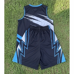 Ensemble maillot et short de basket-ball, tissu respirant et absorbant l'humidité, parfait pour l'entraînement, la pratique et les matchs - Product Image 5