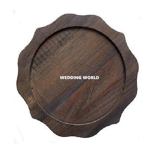 Nouvelle assiette en bois ensemble de quatre formes rondes fantaisie concepteur vente chaude à la main ustensiles de cuisine maison Ware assiette en bois en gros - Product Image 6