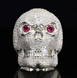 Bague Hip Hop Moissanite fabriquée en argent sterling 925 et diamants ronds taille brillant en clarté vvs pour homme - Product Image 1