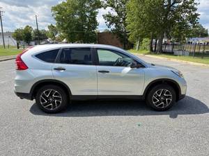 Voiture d'occasion Honda CR-V SE 2016 à bas prix à vendre - Product Image 5