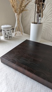 Planche à découper en bois au design élégant et moderne, parfaite pour la préparation culinaire, le service, l'exposition et les cadeaux, en provenance d'Inde - Product Image 6