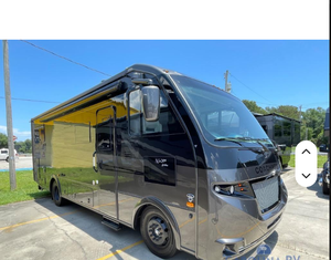 Autocaravana Usada en Excelentes Condiciones, Coachmen Euro 2.5T Motor, Clase A, para 4-6 Pasajeros - Product Image 6