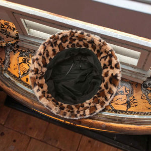 Casquette de pêcheur réversible à double face avec motif de dessin animé personnalisé de haute qualité, conception personnalisée OEM, logo personnalisé - Product Image 4