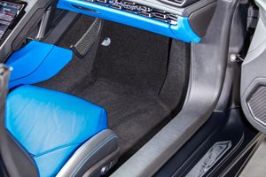 Lamborghini Huracan EVO Spyder-BLEU 2020 certifié propre et assez usagé - Product Image 3