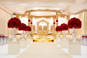 Fabricante de Mandaps de Boda Clásicos Modernos y Profesionales de Primera Calidad para Eventos Globales, Mandap Indio Maharani Padmavati en Material de Madera - Product Image 5