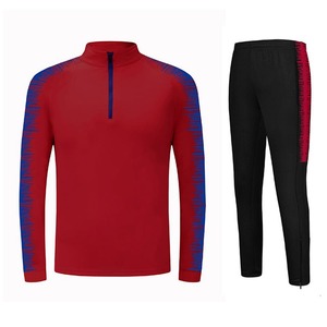 Vente en gros Ensemble sweat à capuche et pantalon de survêtement pour hommes surdimensionnés avec logo personnalisé pour l'hiver avec impression de l'appareil - Product Image 5